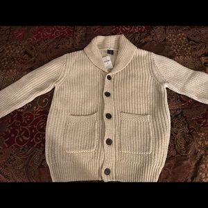 NWT GapKids Boys beige sweater